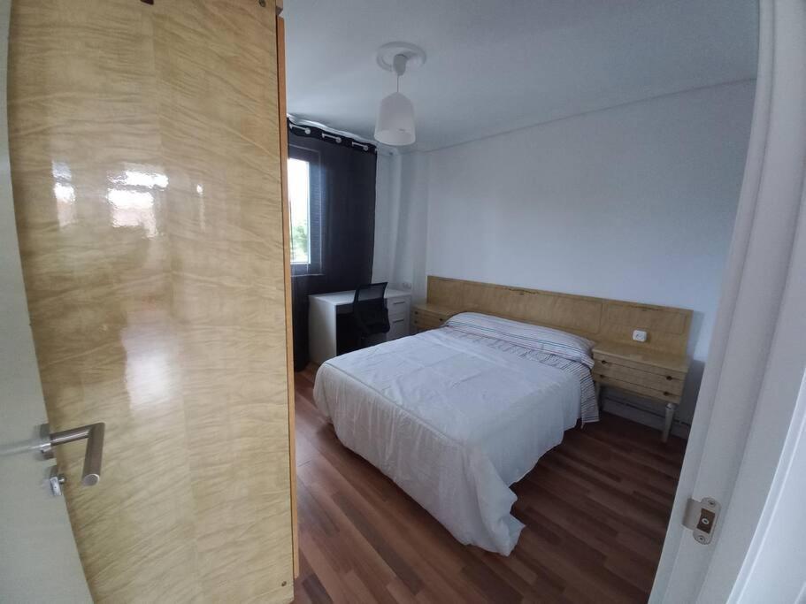 Apartamento En Santander Soleado Y Con Terraza. Kültér fotó