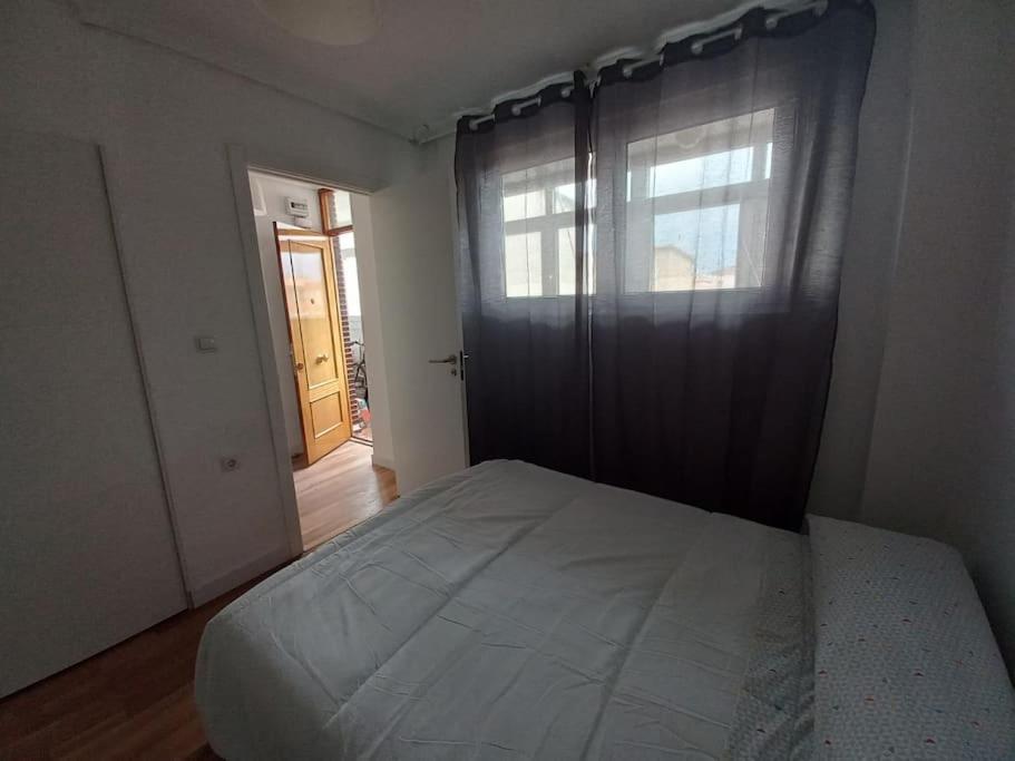Apartamento En Santander Soleado Y Con Terraza. Kültér fotó
